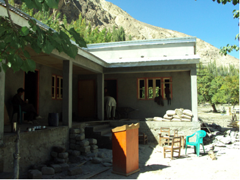 Talis Primary School under construction in 2011